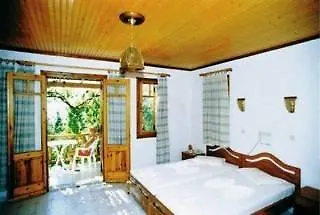 Golden Sun Grikos Bay (Patmos)